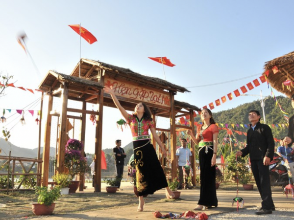 Trải Nghiệm Tham Gia Trò Chơi Dân Gian